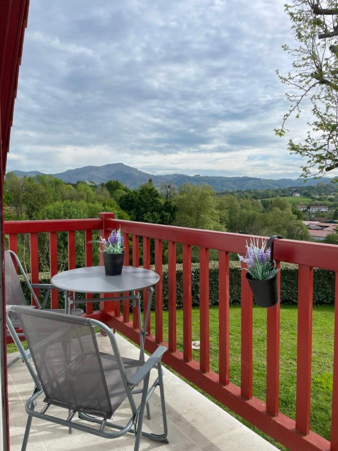 Appartement Vue Sur La Rhune Sare Exteriör bild