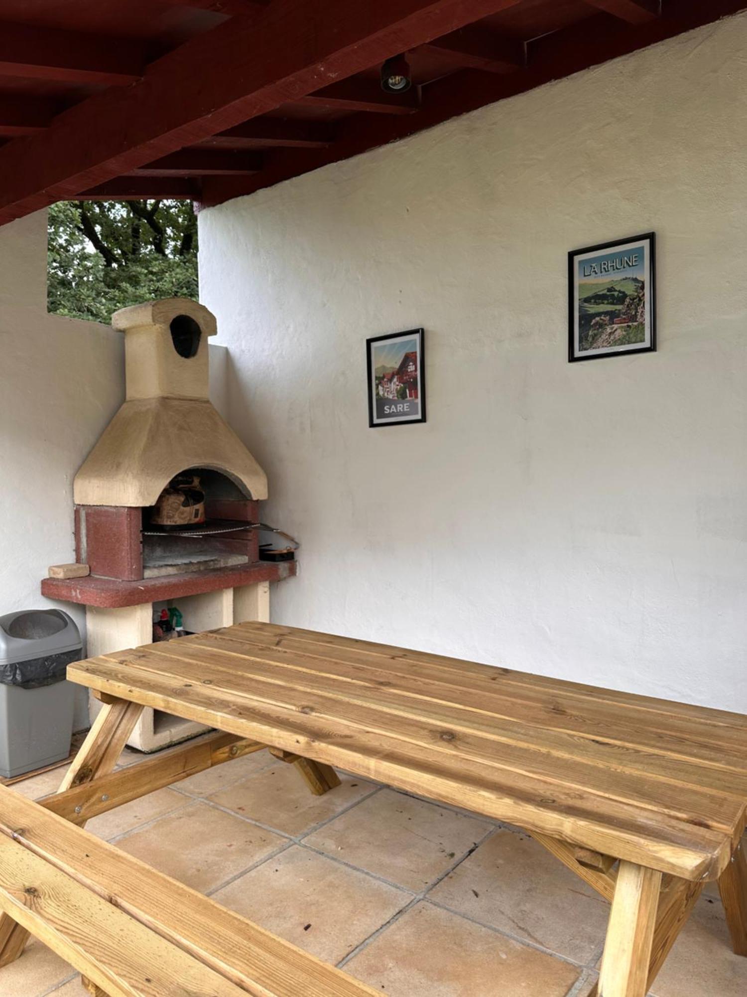 Appartement Vue Sur La Rhune Sare Exteriör bild